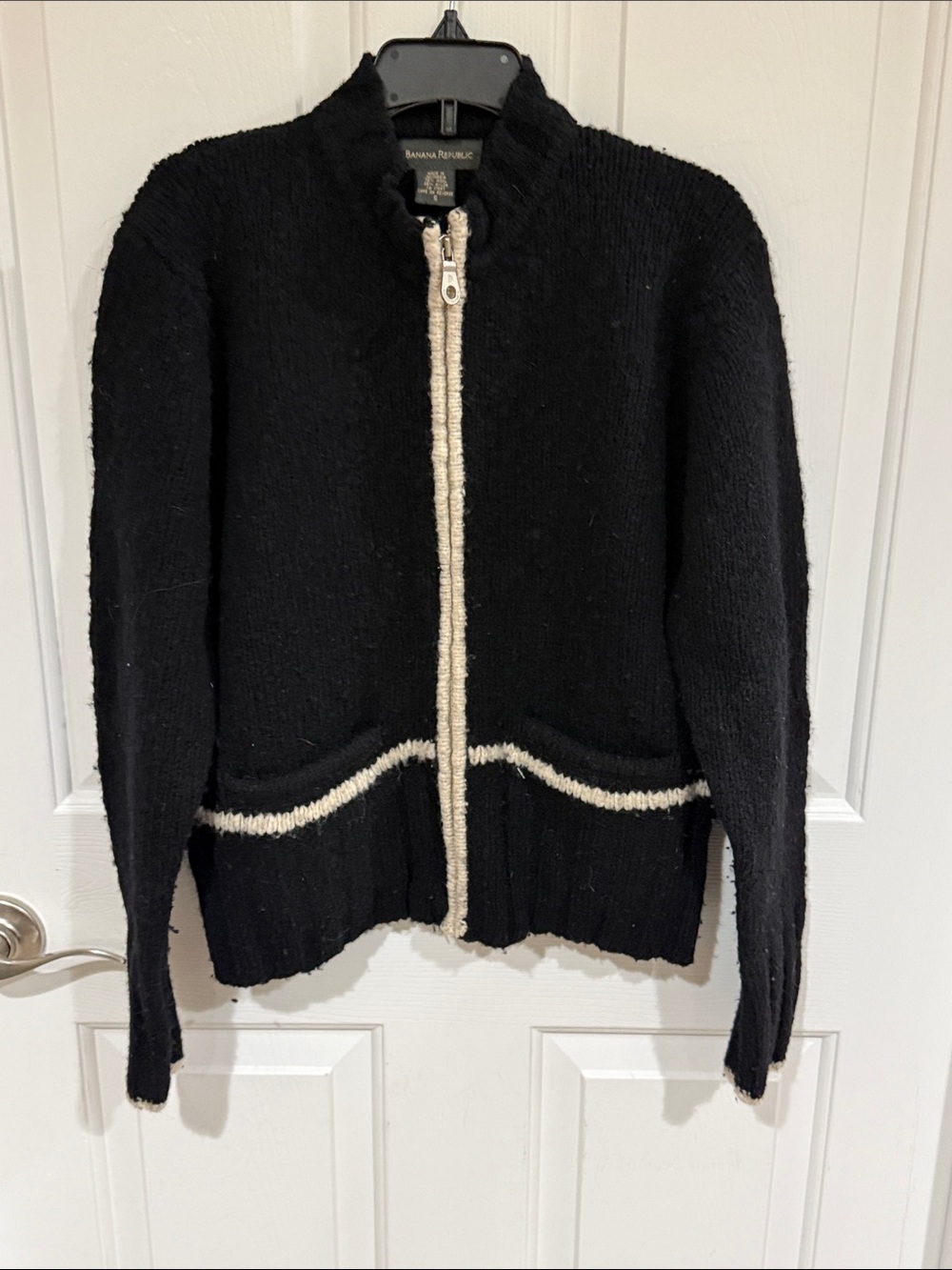 Banana Republic Sz S Black Zip Cardigan with Cream Trim GUC B38